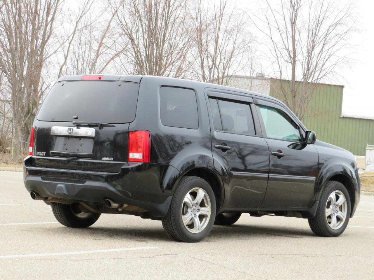 Honda Pilot EX-L 4WD 5-Spd AT 2012
