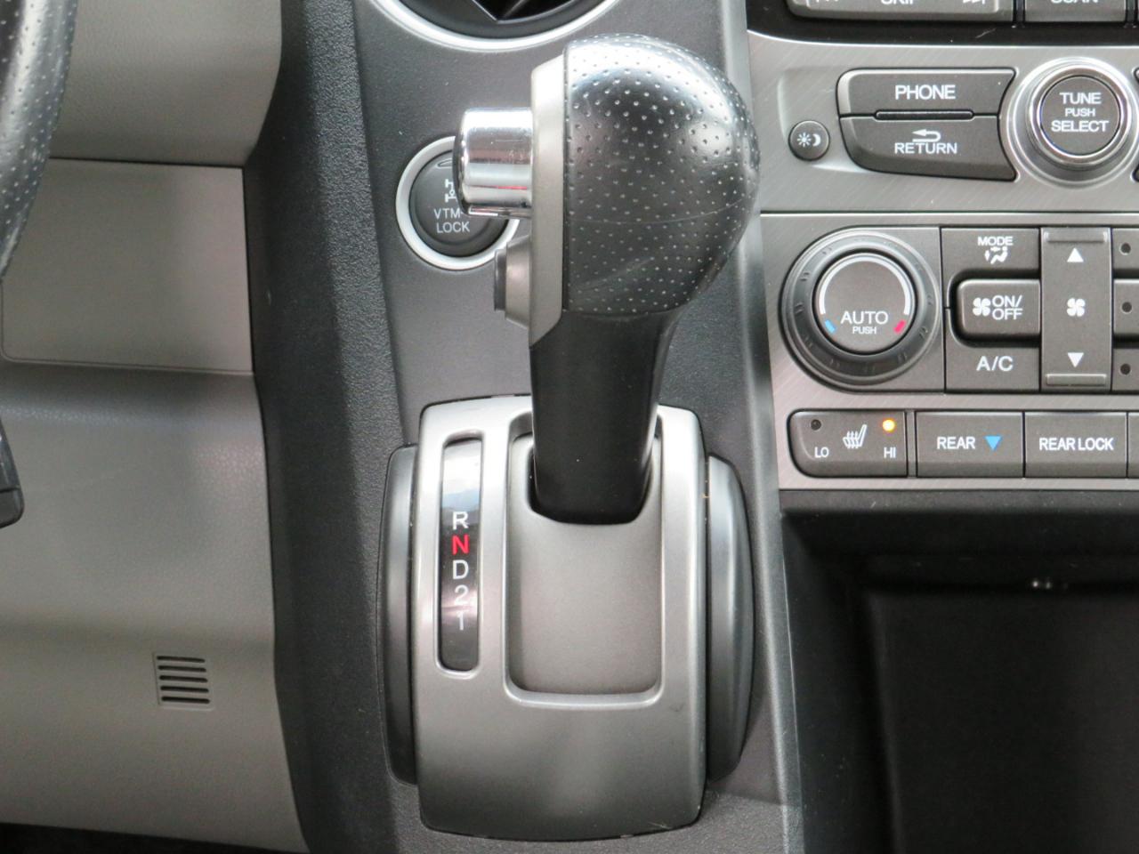 Honda Pilot EX-L 4WD 5-Spd AT 2012