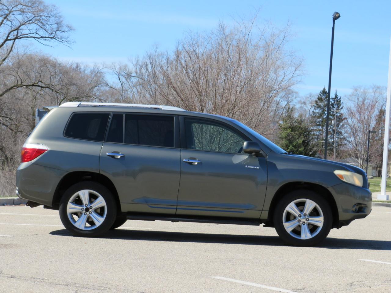 Toyota Highlander Limited 2WD 2008