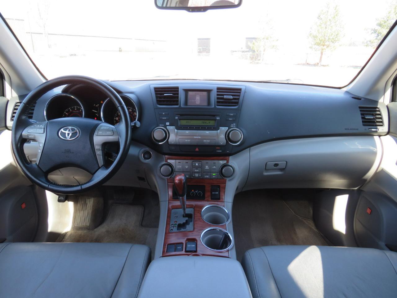 Toyota Highlander Limited 2WD 2008