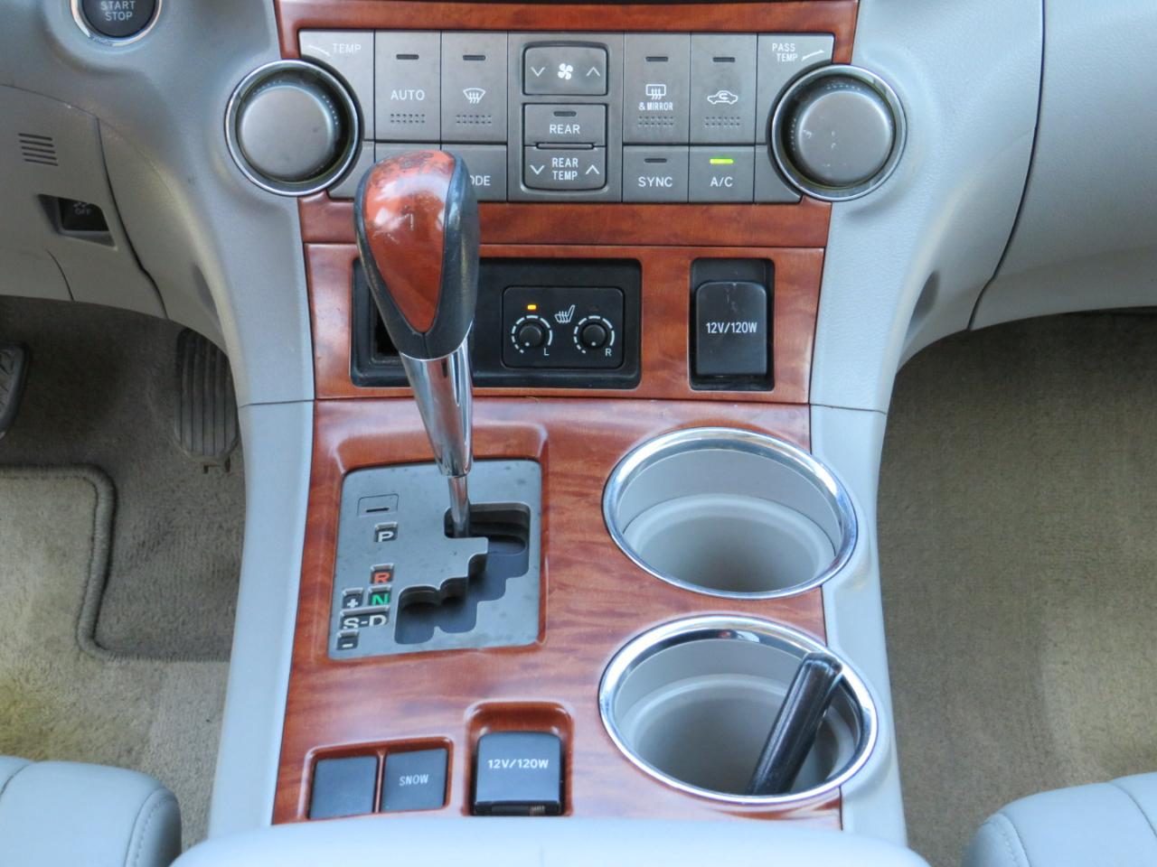 Toyota Highlander Limited 2WD 2008