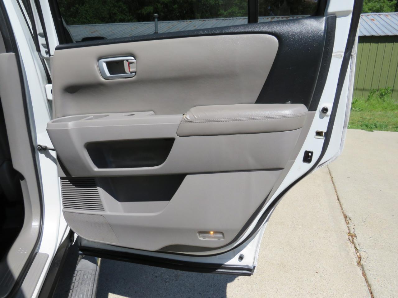 Honda Pilot EX-L 4WD 5-Spd AT 2010