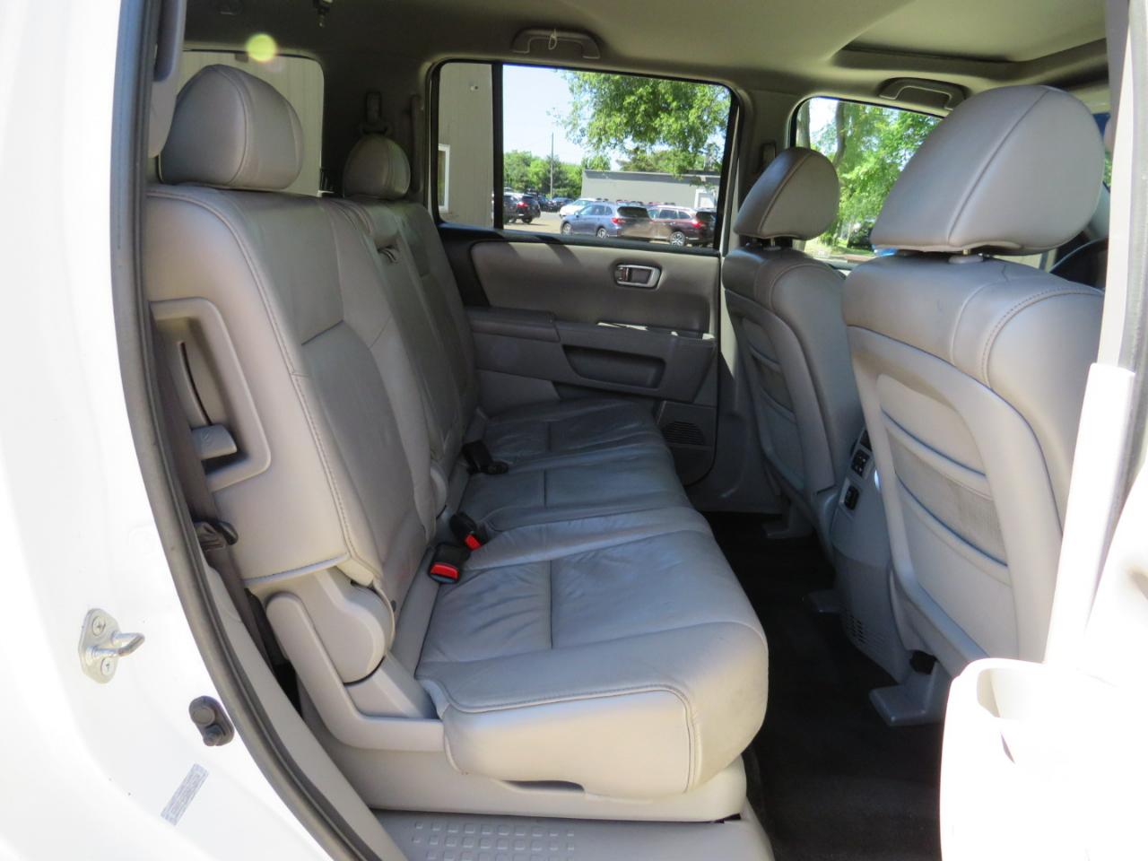 Honda Pilot EX-L 4WD 5-Spd AT 2010