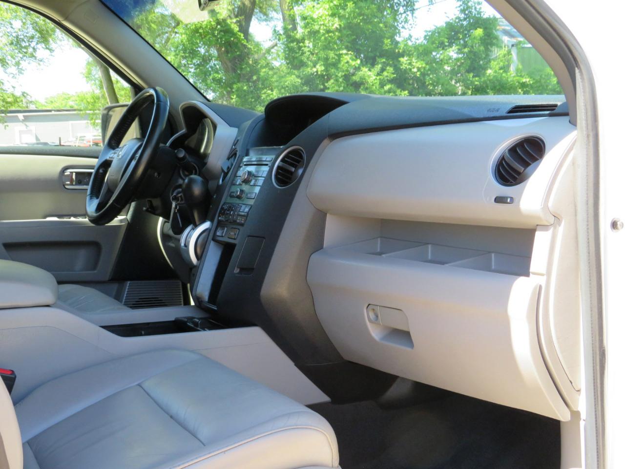 Honda Pilot EX-L 4WD 5-Spd AT 2010