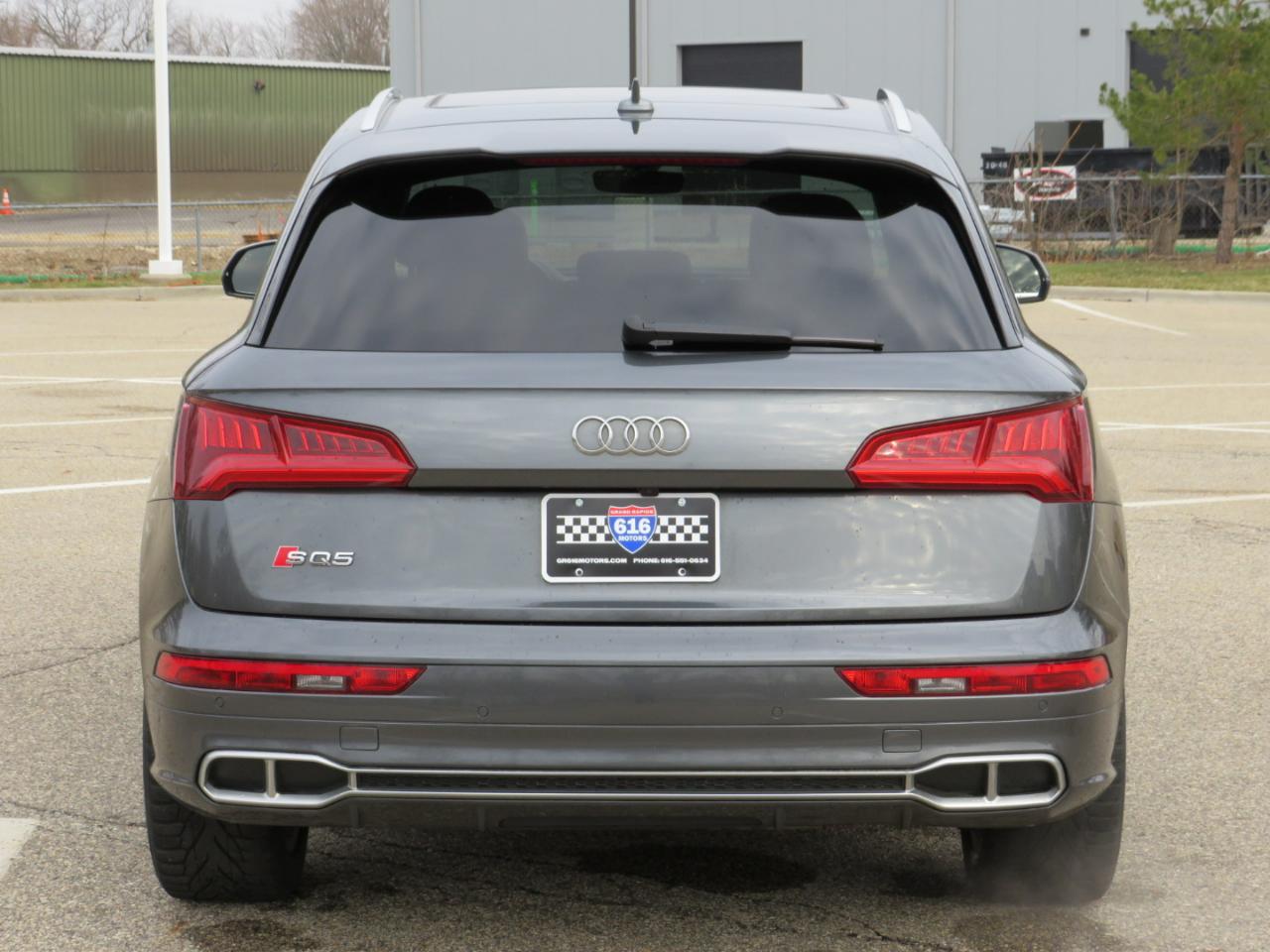 Audi SQ5 3.0T Premium Plus quattro 2015