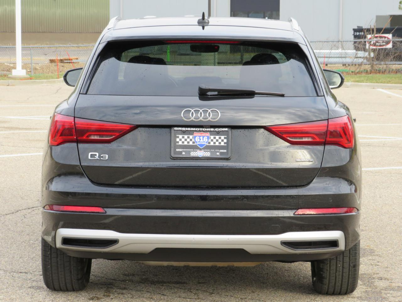 Audi Q3 S line Premium Plus quattro 2021