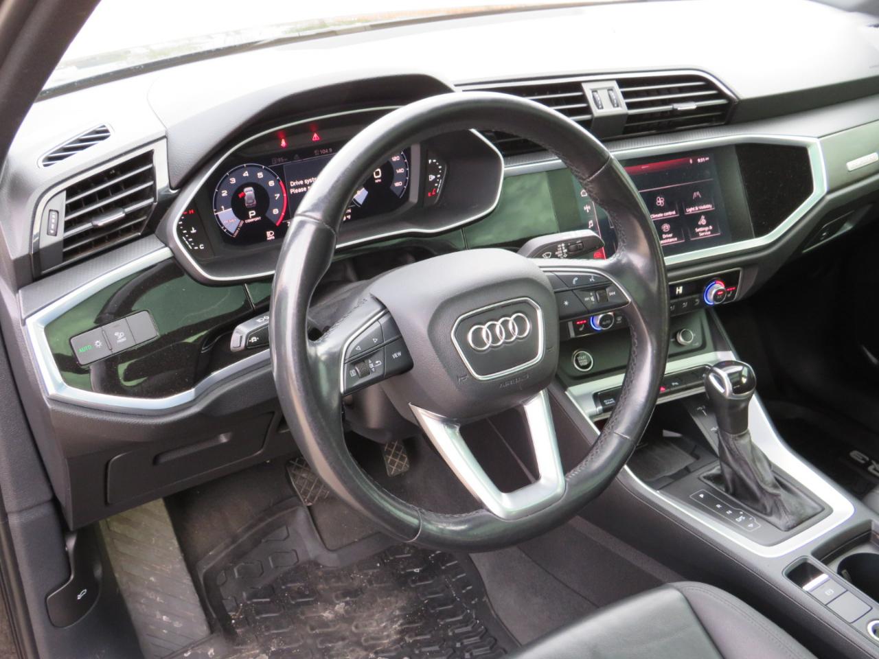 Audi Q3 S line Premium Plus quattro 2021