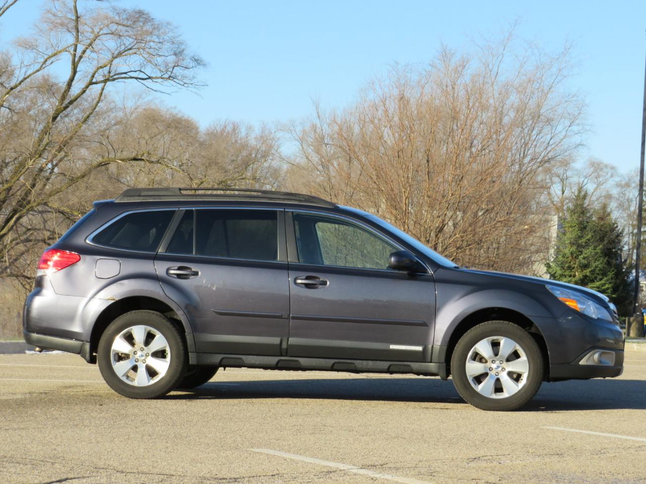 Subaru Outback 3.6R Limited 2012