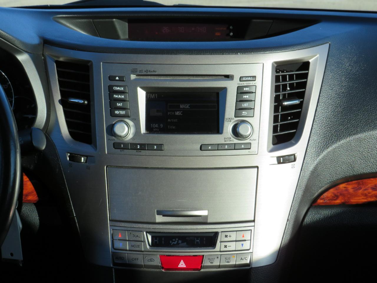 Subaru Outback 3.6R Limited 2012