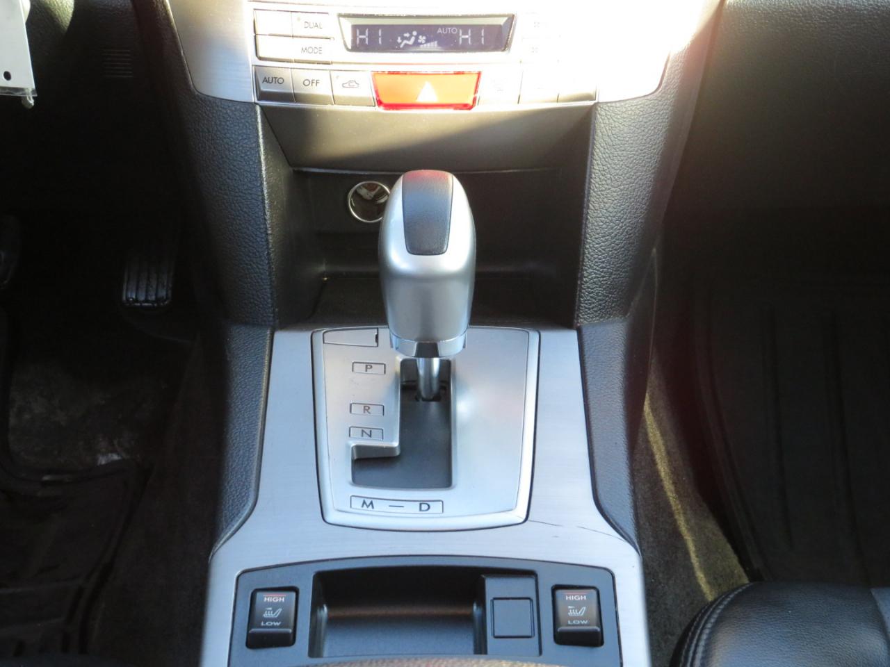 Subaru Outback 3.6R Limited 2012