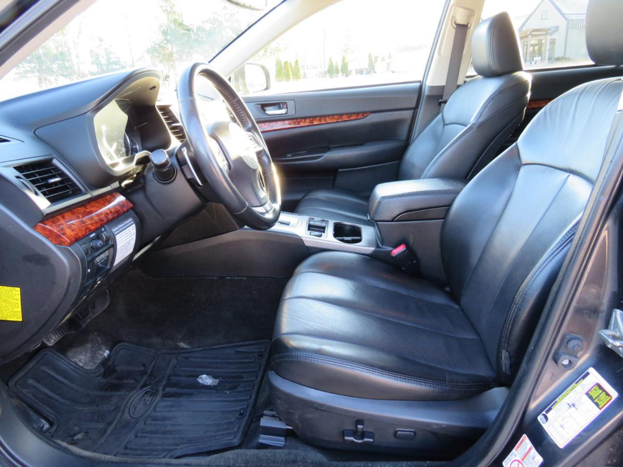 Subaru Outback 3.6R Limited 2012