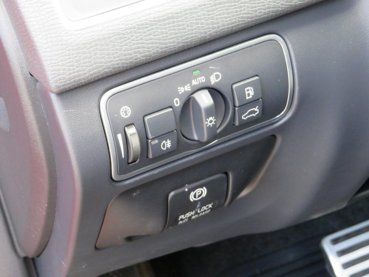 Volvo XC60 T6 AWD R-Design 2014