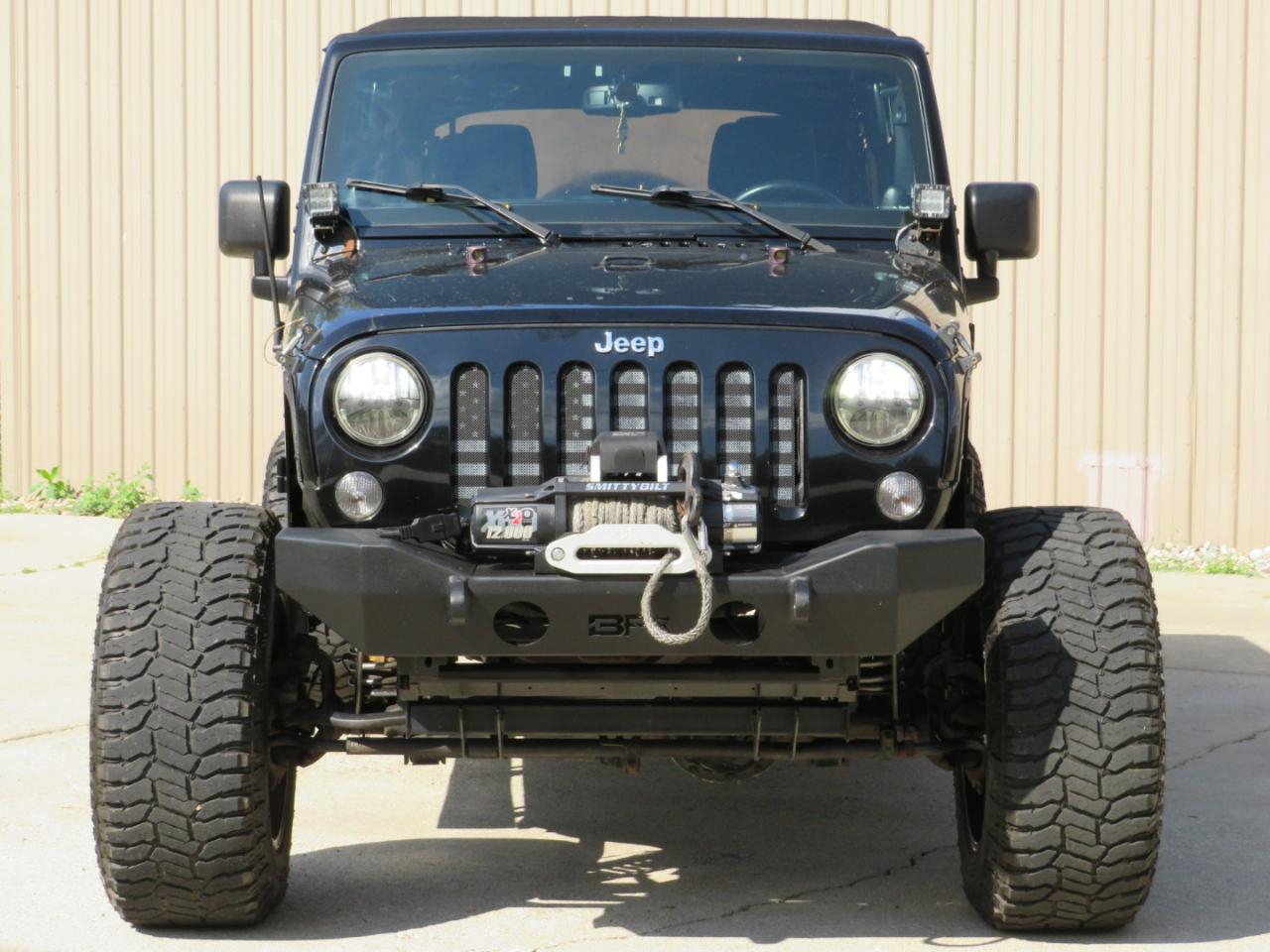 Jeep Wrangler Unlimited Sahara 4WD 2014