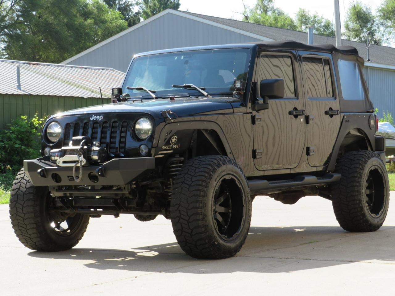 Jeep Wrangler Unlimited Sahara 4WD 2014