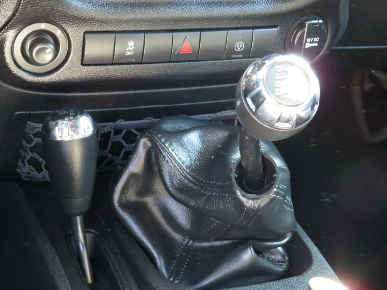 Jeep Wrangler Unlimited Sahara 4WD 2014