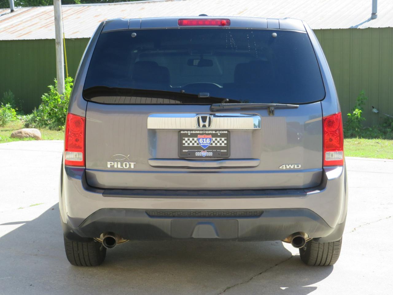 Honda Pilot EX-L 4WD 5-Spd AT with Navigation 2013