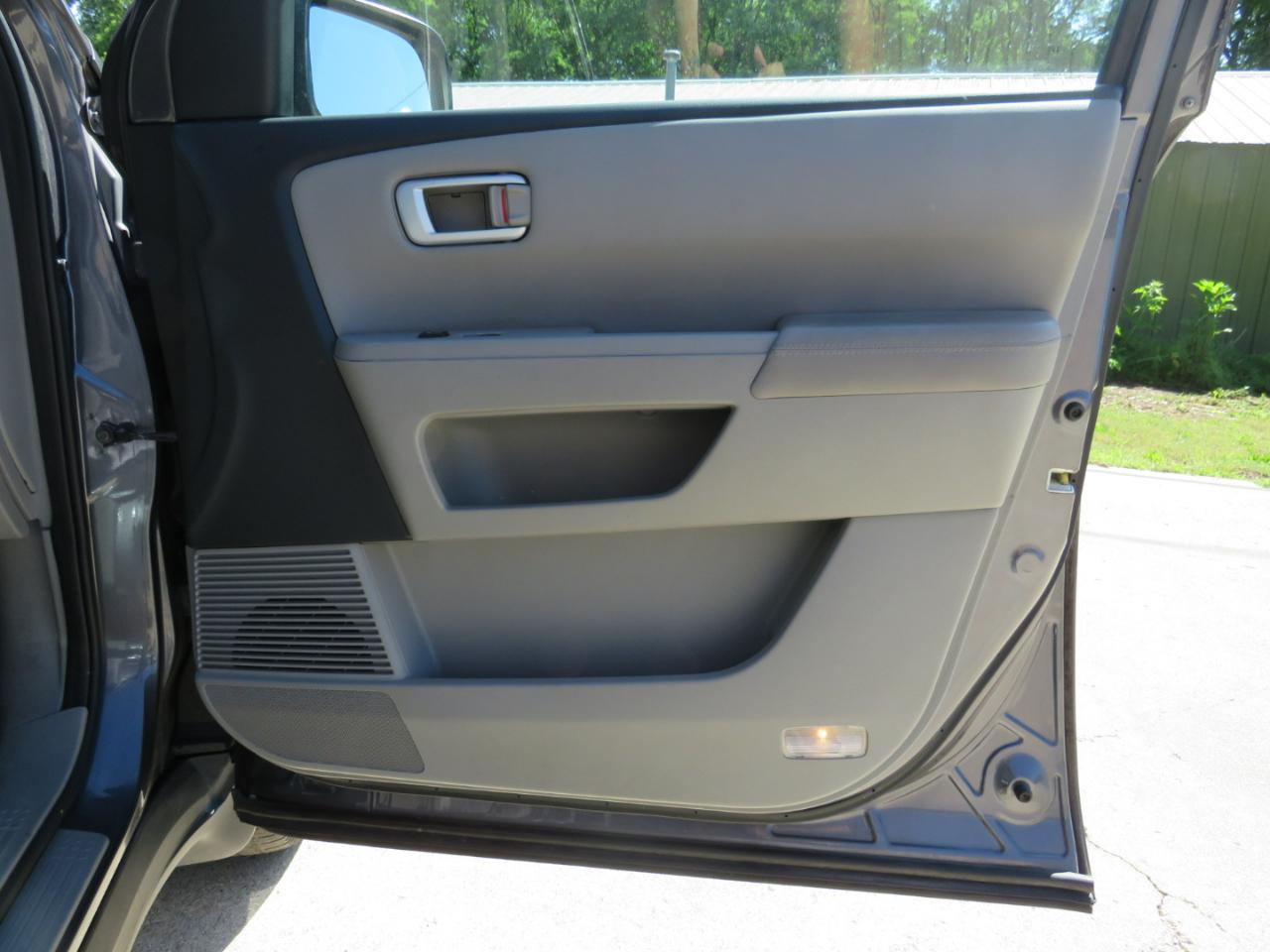 Honda Pilot EX-L 4WD 5-Spd AT with Navigation 2013