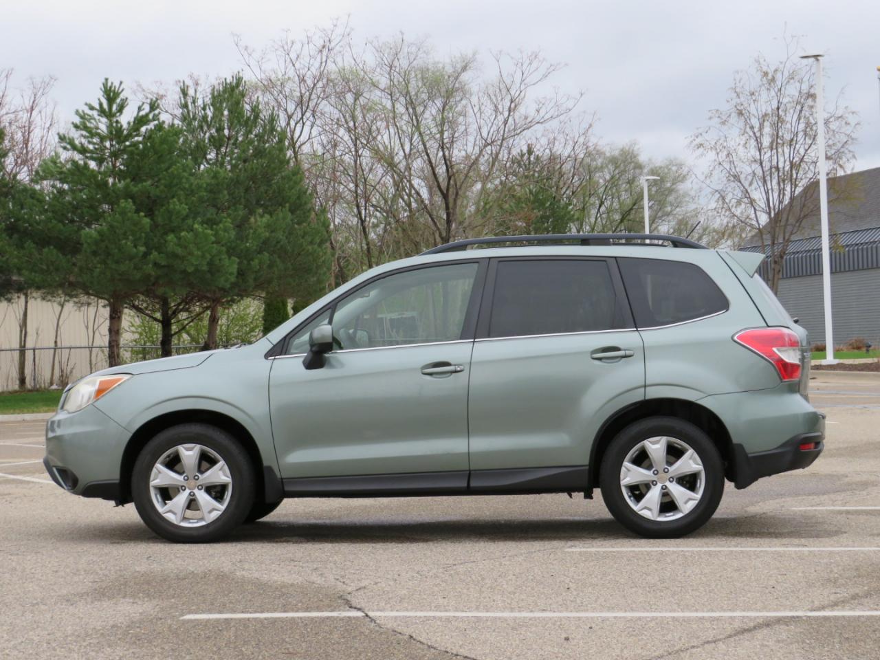 Subaru Forester 2.5i Limited 2015