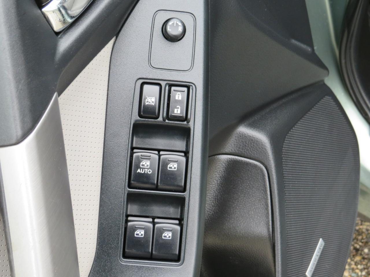 Subaru Forester 2.5i Limited 2015