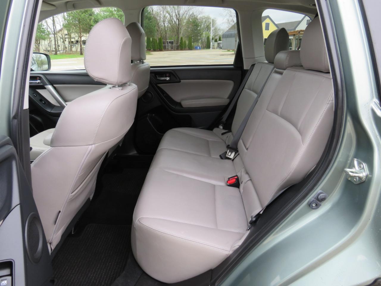 Subaru Forester 2.5i Limited 2015