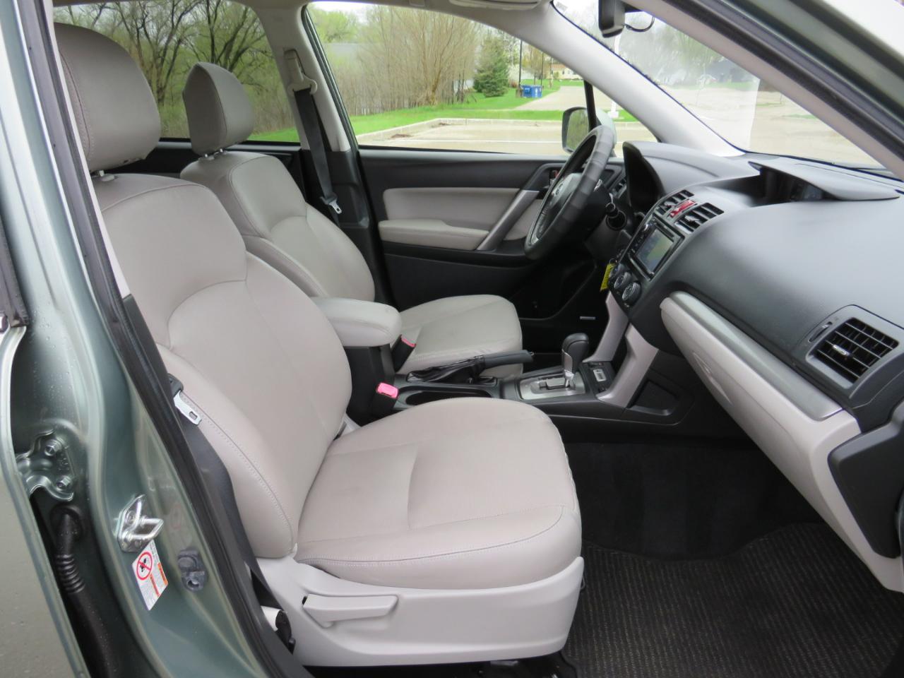 Subaru Forester 2.5i Limited 2015