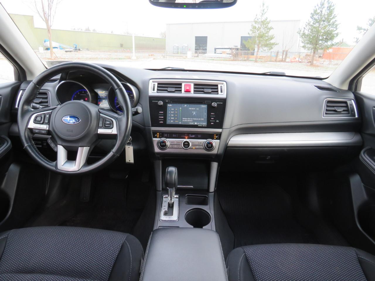 Subaru Outback 2.5i Premium 2015