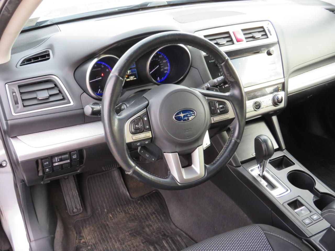 Subaru Outback 2.5i Premium 2015