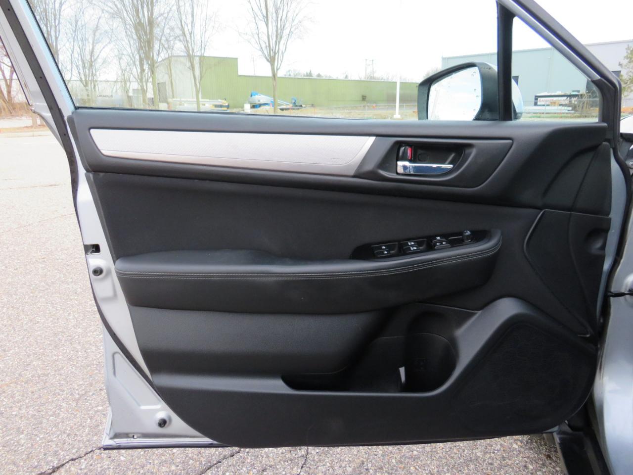 Subaru Outback 2.5i Premium 2015