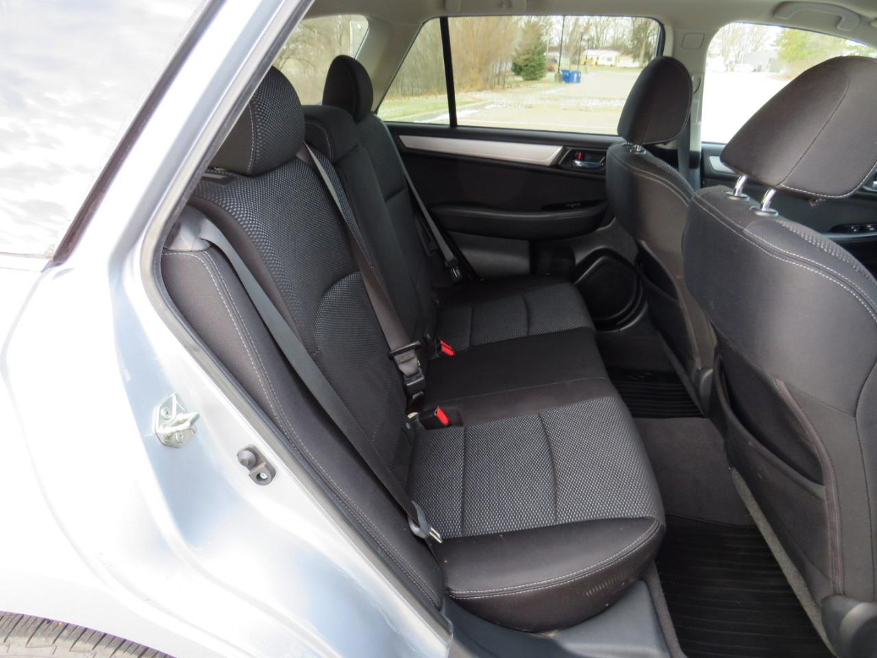 Subaru Outback 2.5i Premium 2015