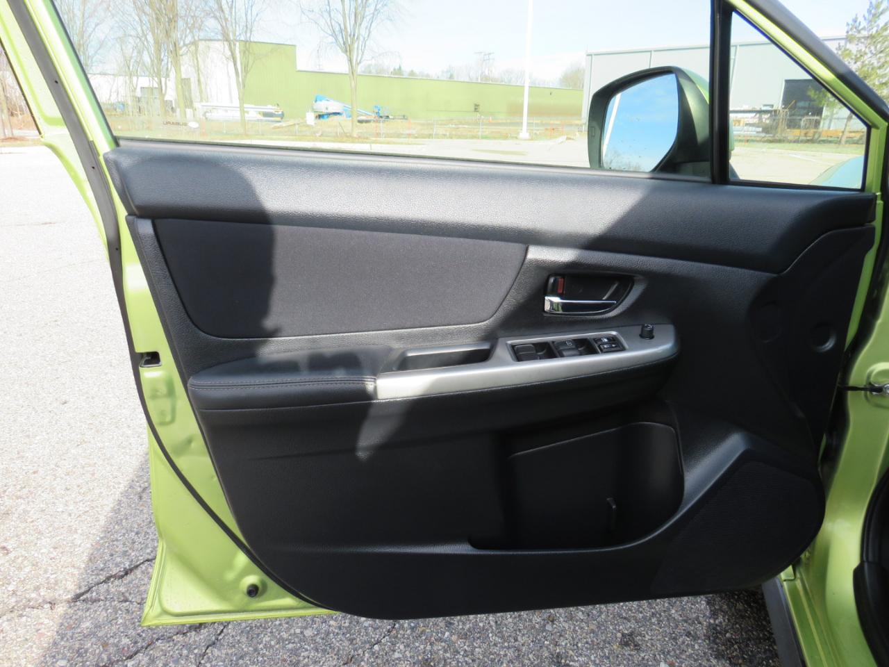 Subaru XV Crosstrek Hybrid 2.0i 2014