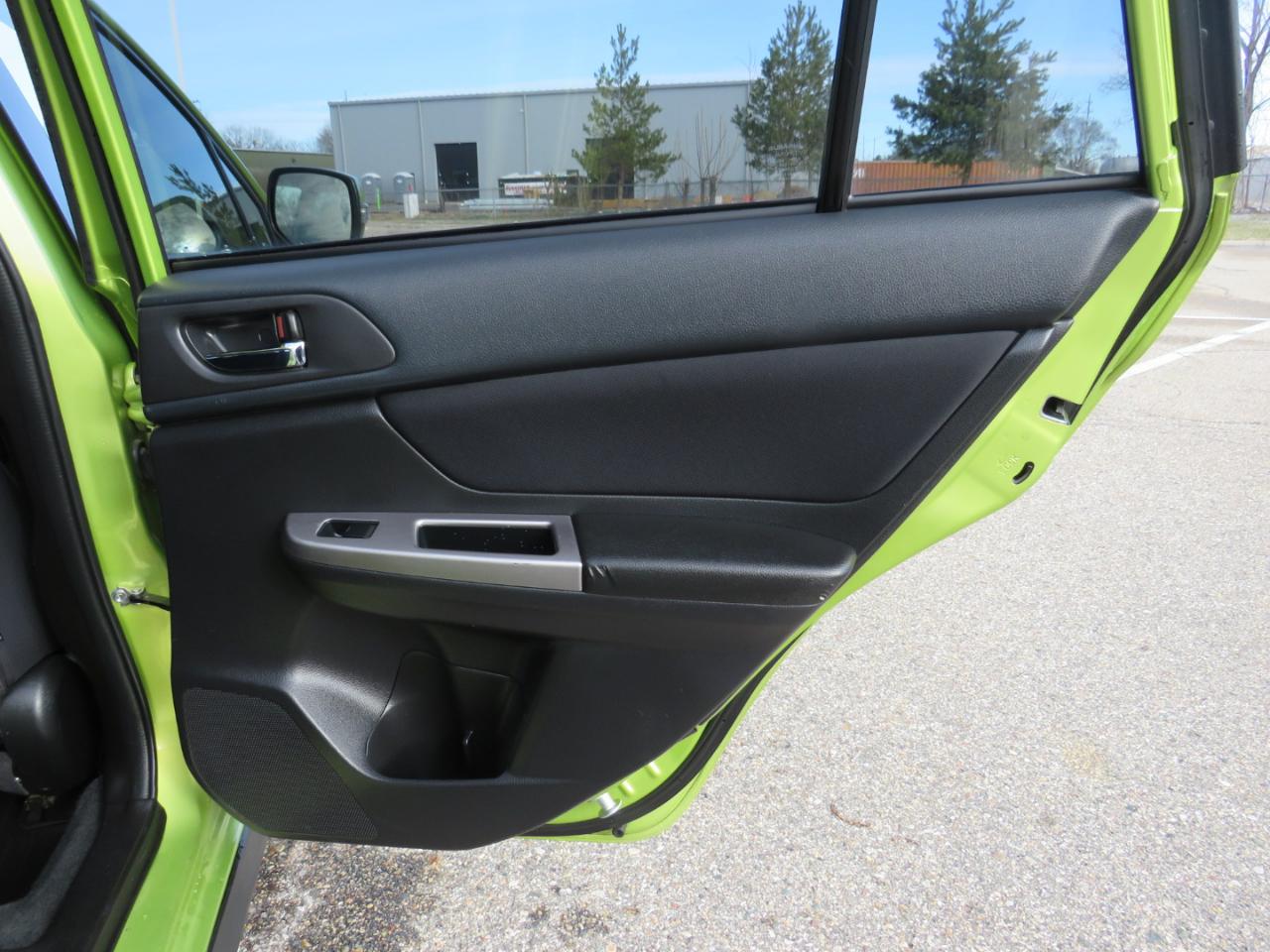 Subaru XV Crosstrek Hybrid 2.0i 2014