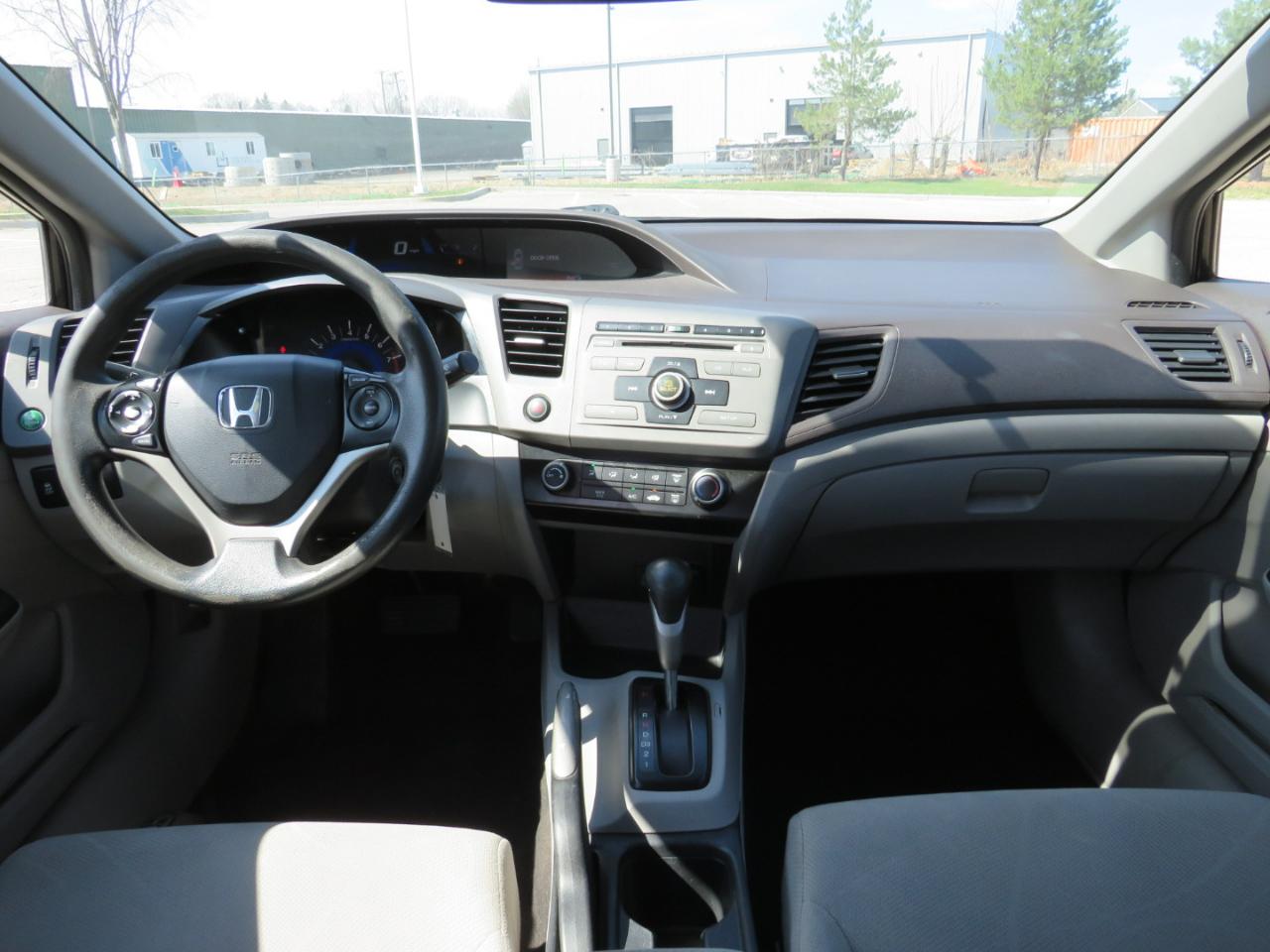 Honda Civic Sdn 4dr Auto LX 2012