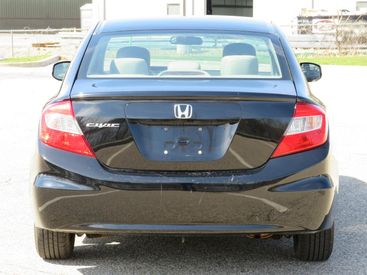 Honda Civic Sdn 4dr Auto LX 2012
