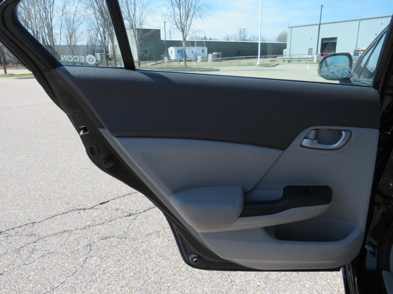 Honda Civic Sdn 4dr Auto LX 2012