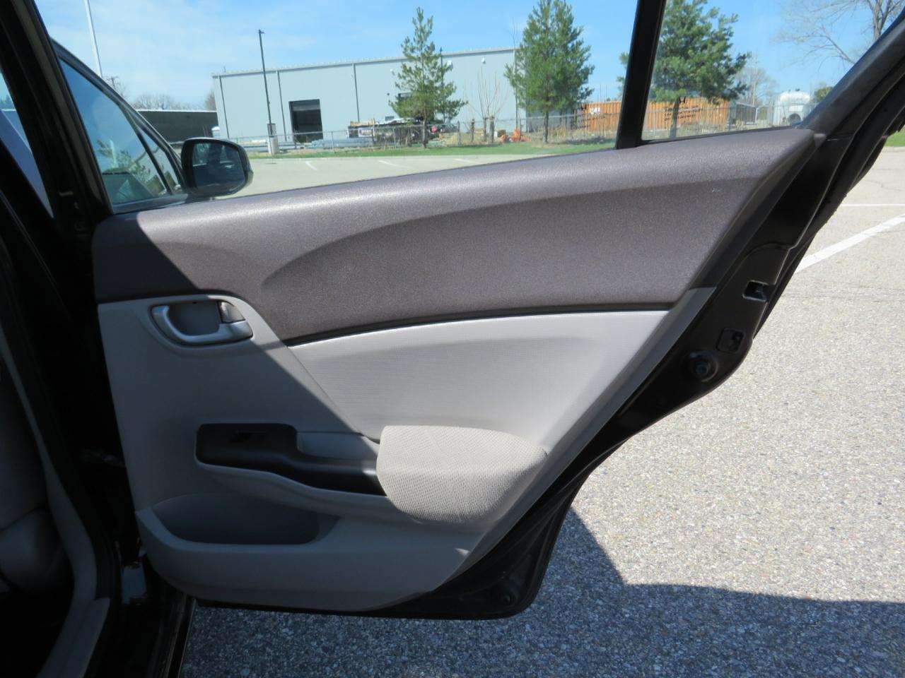 Honda Civic Sdn 4dr Auto LX 2012