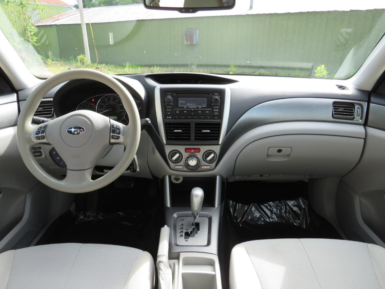 Subaru Forester 2.5X Premium 2012