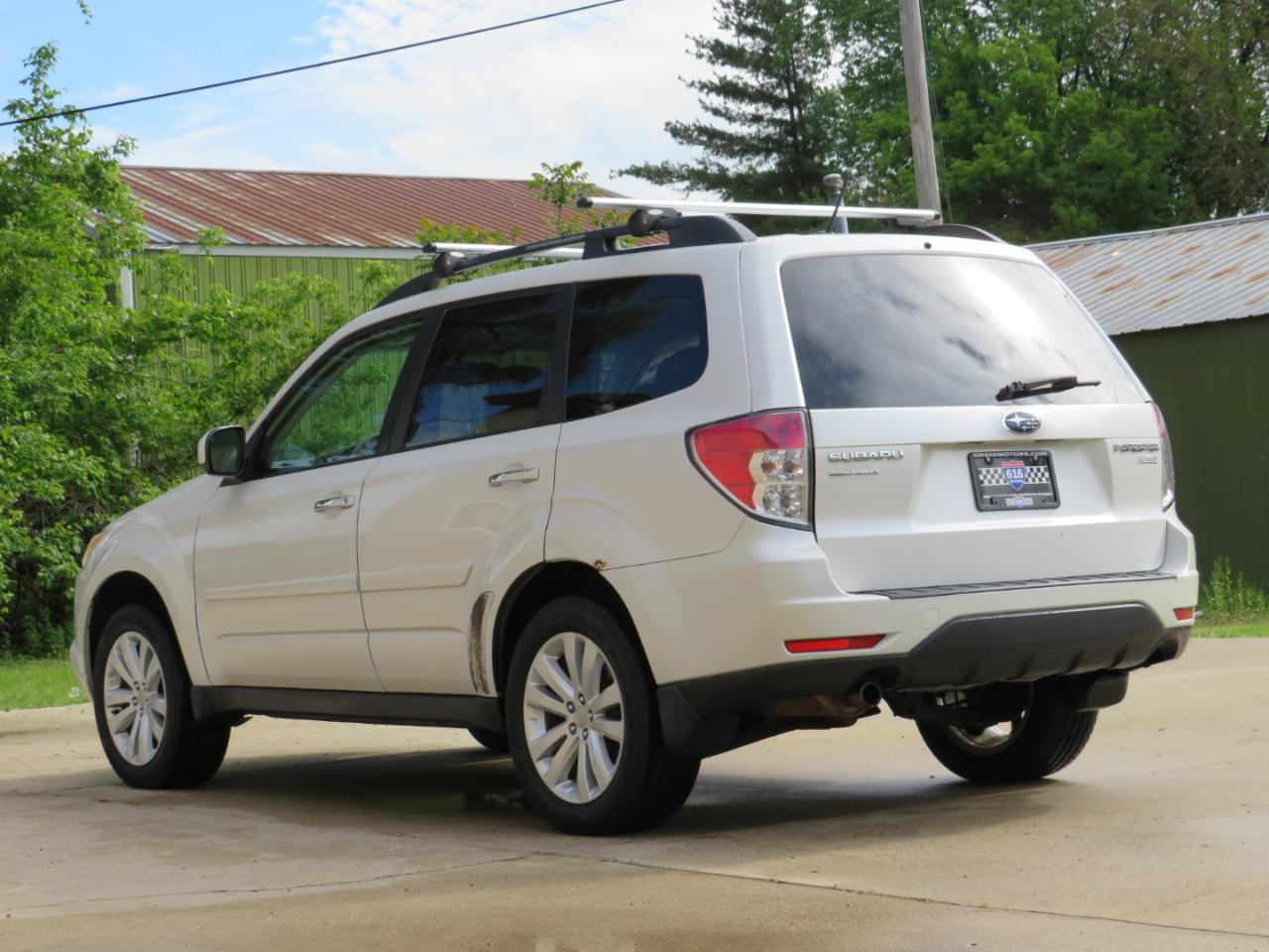 Subaru Forester 2.5X Premium 2012