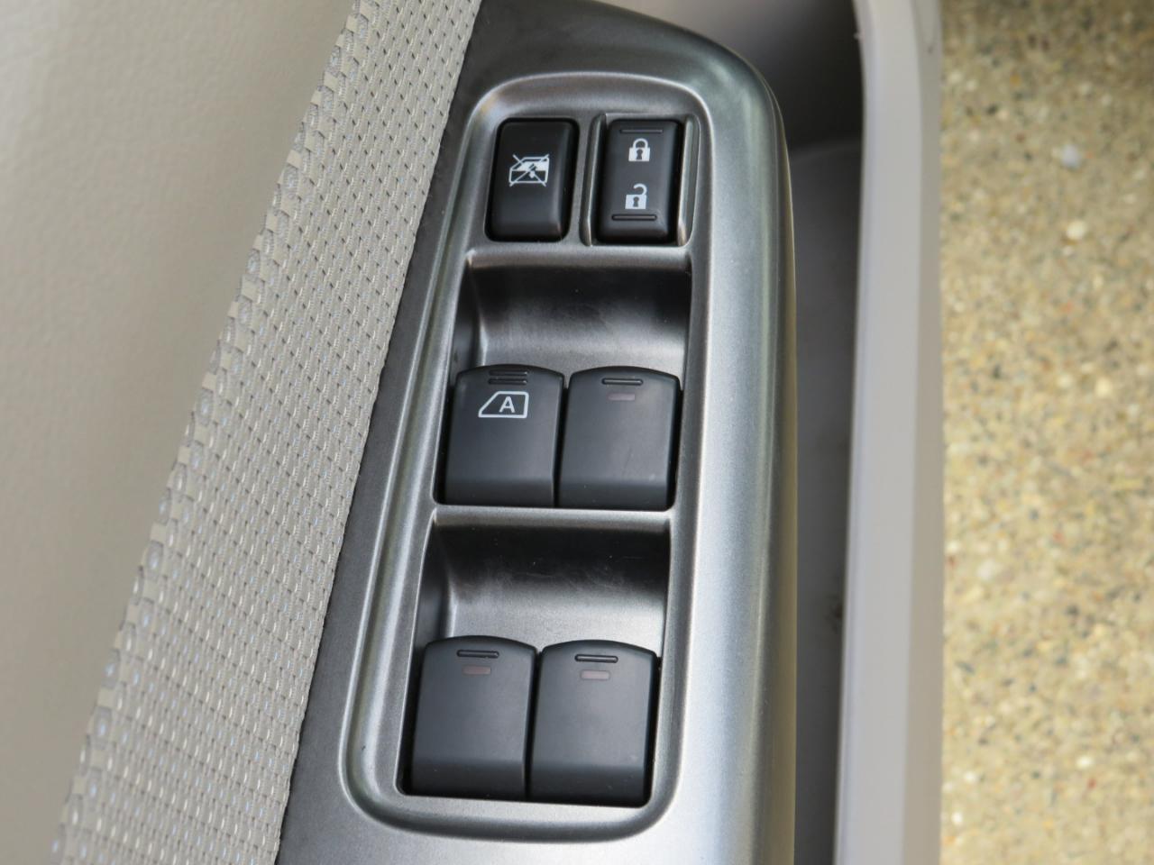 Subaru Forester 2.5X Premium 2012
