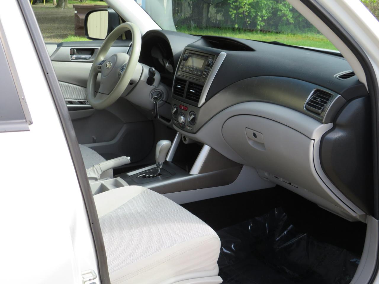 Subaru Forester 2.5X Premium 2012