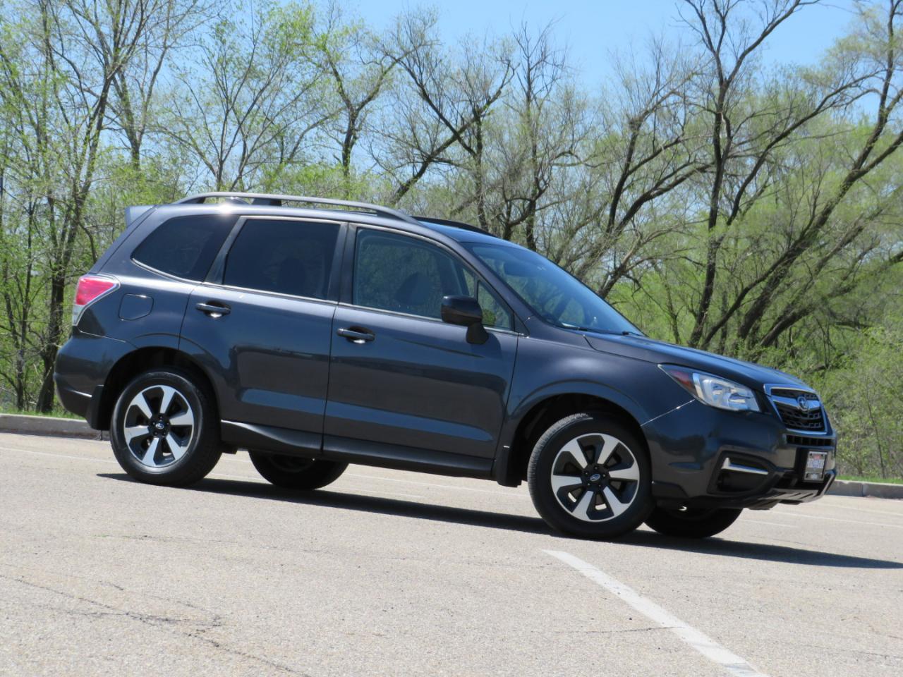 Subaru Forester 2.5i Premium PZEV CVT 2017