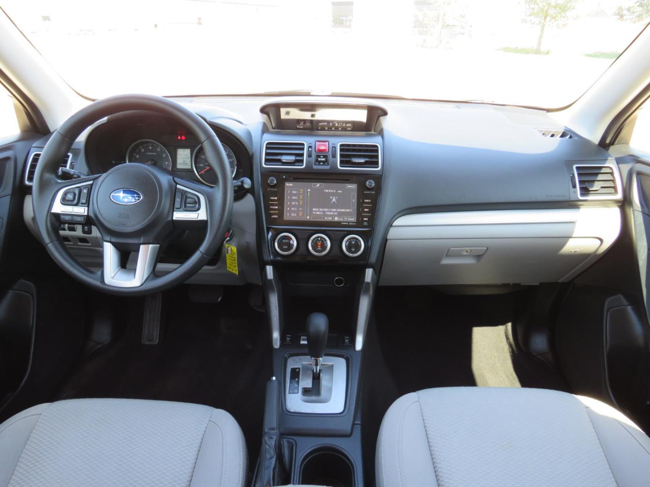 Subaru Forester 2.5i Premium PZEV CVT 2017