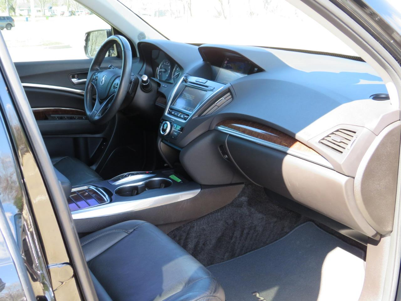 Acura MDX 9-Spd AT w/Tech Package 2018