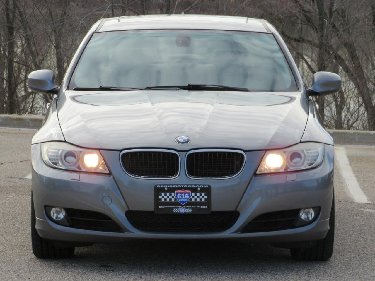 BMW 3-Series 328i xDrive SA 2011