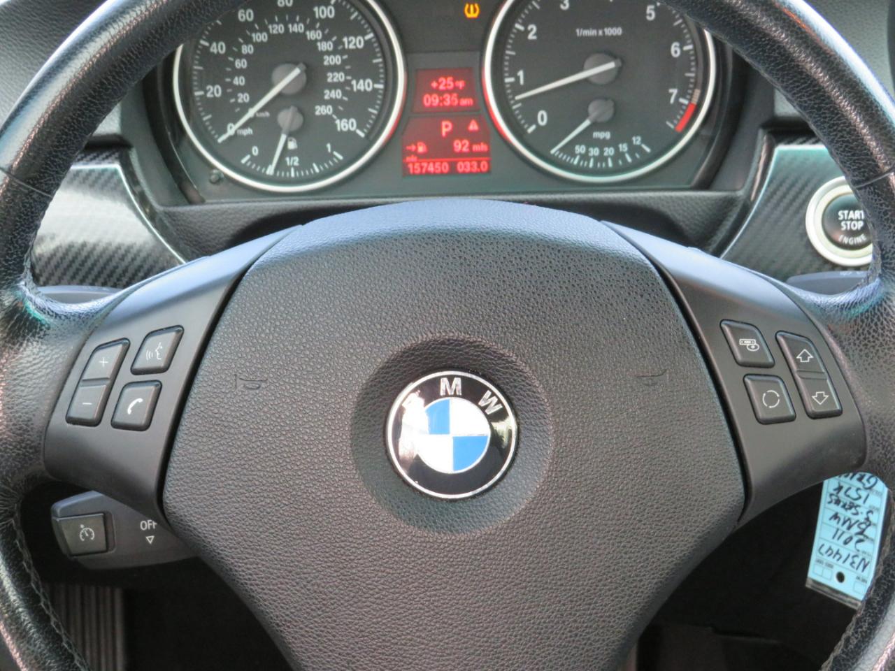 BMW 3-Series 328i xDrive SA 2011