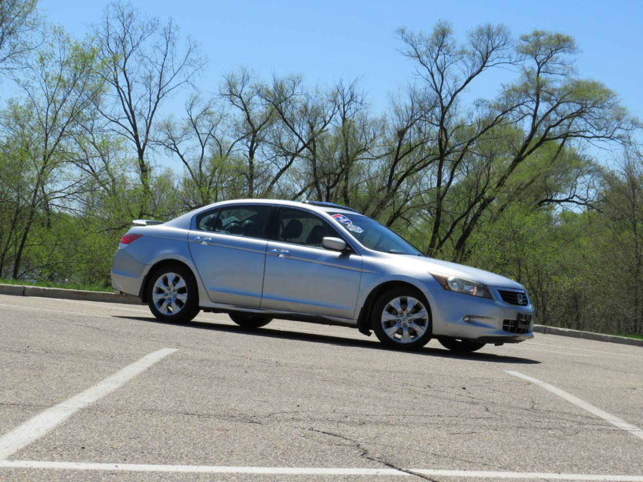 Honda Accord EX-L V-6 Sedan AT 2009