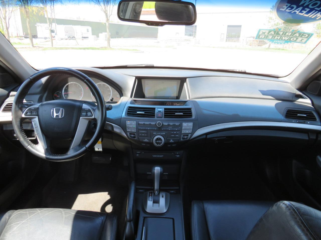 Honda Accord EX-L V-6 Sedan AT 2009