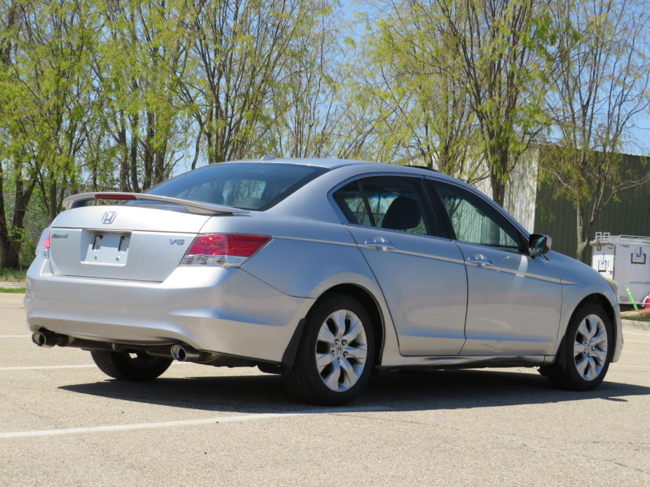Honda Accord EX-L V-6 Sedan AT 2009