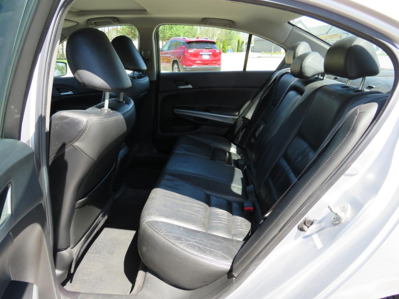 Honda Accord EX-L V-6 Sedan AT 2009