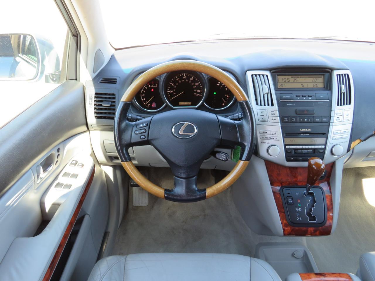 Lexus RX 330 FWD 2006