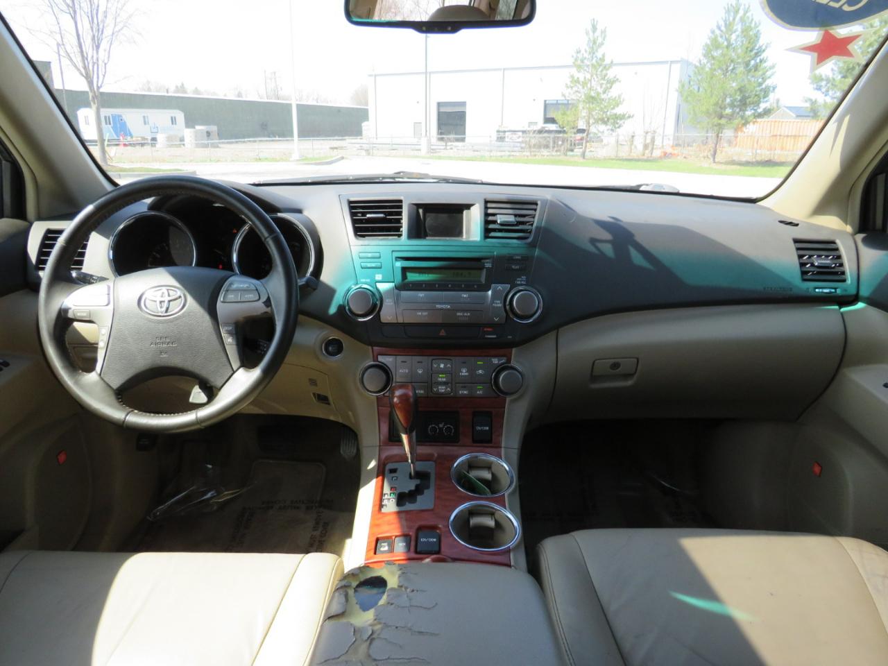 Toyota Highlander Limited 4WD 2010